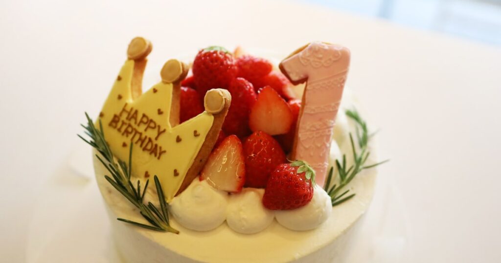 アイシングクッキーのオーダーケーキ - 鹿児島誕生日ケーキ