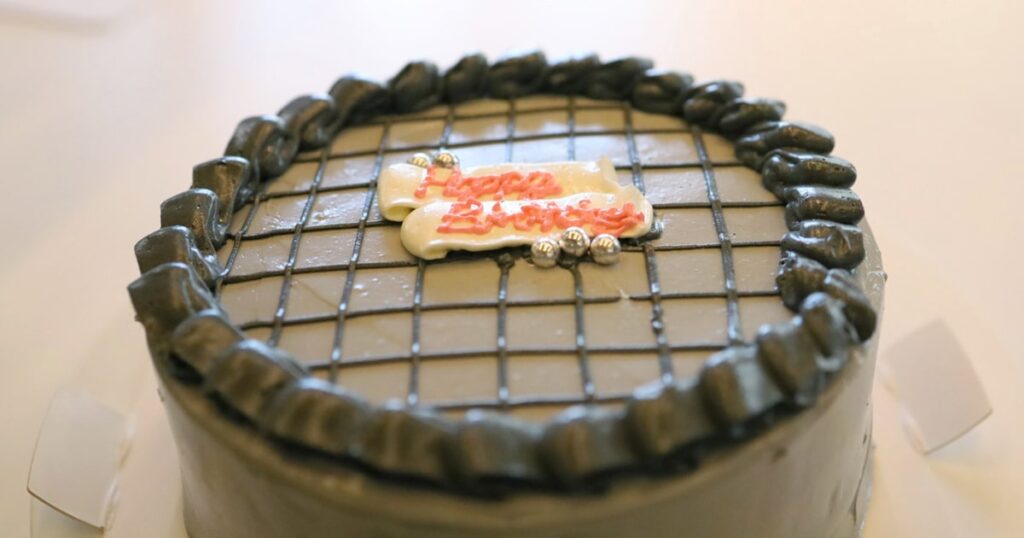 センイルケーキ - 鹿児島オーダーケーキ